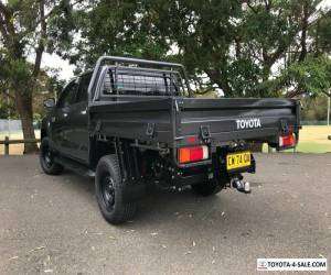 Item 2017 Toyota Hilux GUN126R MY17 SR (4x4) Graphite Auto 6sp A Dual Cab Utility for Sale