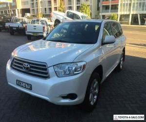 Item 2009 Toyota Kluger GSU40R KX-R (FWD) 5 Seat White Automatic 5sp A Wagon for Sale