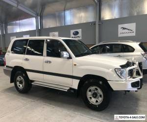 Item 2004 TOYOTA LANDCRUISER SUV-V8 PETROL-309K'S-GREAT CONDITION-$13,500 RWC & REGO for Sale