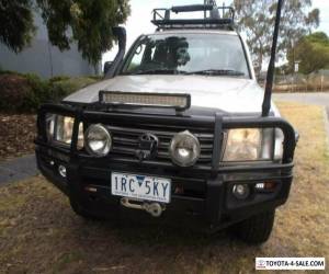 Item 2003 Toyota Landcruiser UZJ100R GXL (4x4) Gold Manual 5sp M Wagon for Sale