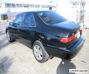 Item 1998 Toyota Camry LE for Sale