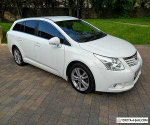 Item 2010 10 TOYOTA AVENSIS  1.8 TR ESTATE - 6 SPEED - WHITE/BLACK TRIM - 127000 mile for Sale