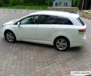 Item 2010 10 TOYOTA AVENSIS  1.8 TR ESTATE - 6 SPEED - WHITE/BLACK TRIM - 127000 mile for Sale