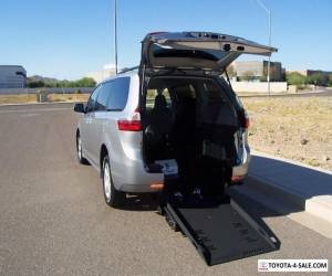 Item 2018 Toyota Sienna LE Wheelchair Handicap Mobility Van for Sale