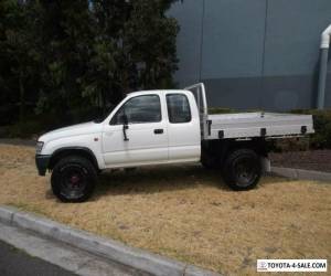 Item 2000 Toyota Hilux KZN165R (4x4) Manual 5sp M Cab Chassis for Sale