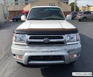 Item 2000 Toyota 4Runner Limited for Sale