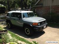 2013 Toyota FJ Cruiser White top grey body