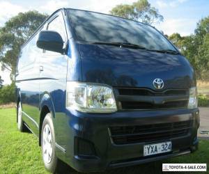 Item TOYOTA HIACE VAN - TURBO DIESEL - AUTO - LOW KLMS for Sale