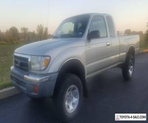 Item 2000 Toyota Tacoma for Sale