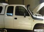 2001 toyota hilux extra cab 2.7 petrol for Sale