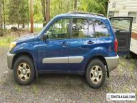 2004 Toyota RAV4 silver grey